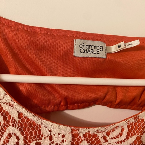 Cute dress - Picture 3 of 3